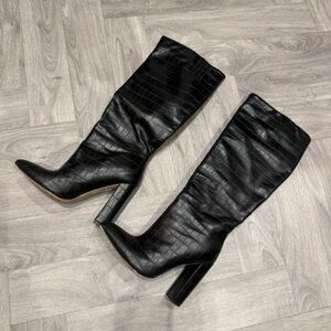 PLAE Black Croc-Embossed Mid-Calf Block Heel Boots